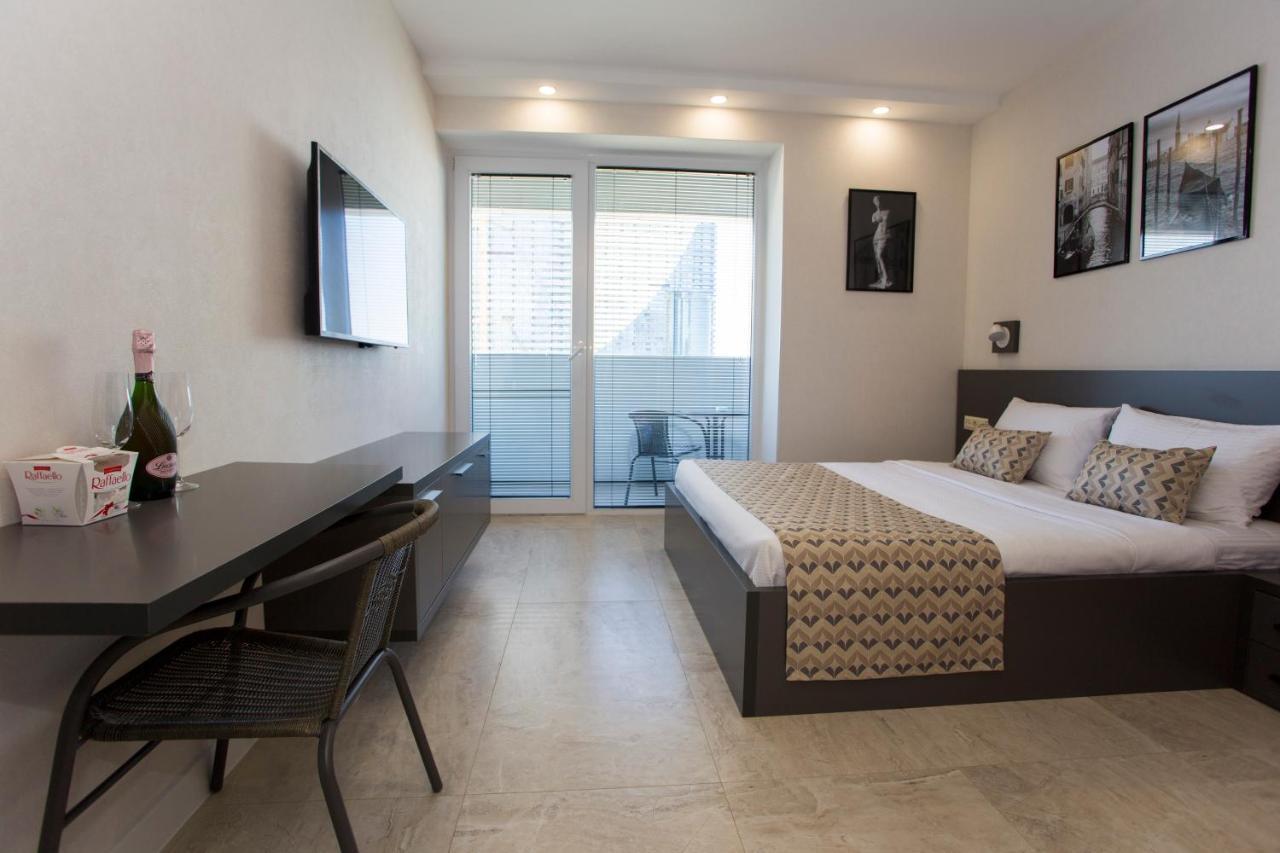 Batumi Premiums Apartments Betta エクステリア 写真